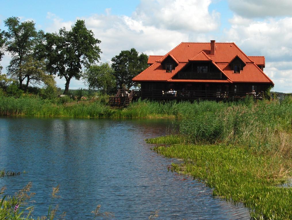 Dwor Labedzie W Kiermusach Kiermusy Экстерьер фото