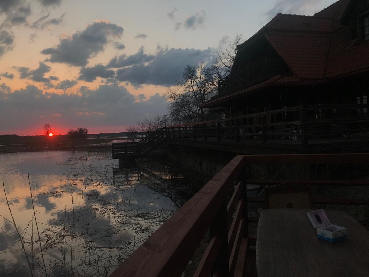 Dwor Labedzie W Kiermusach Kiermusy Экстерьер фото